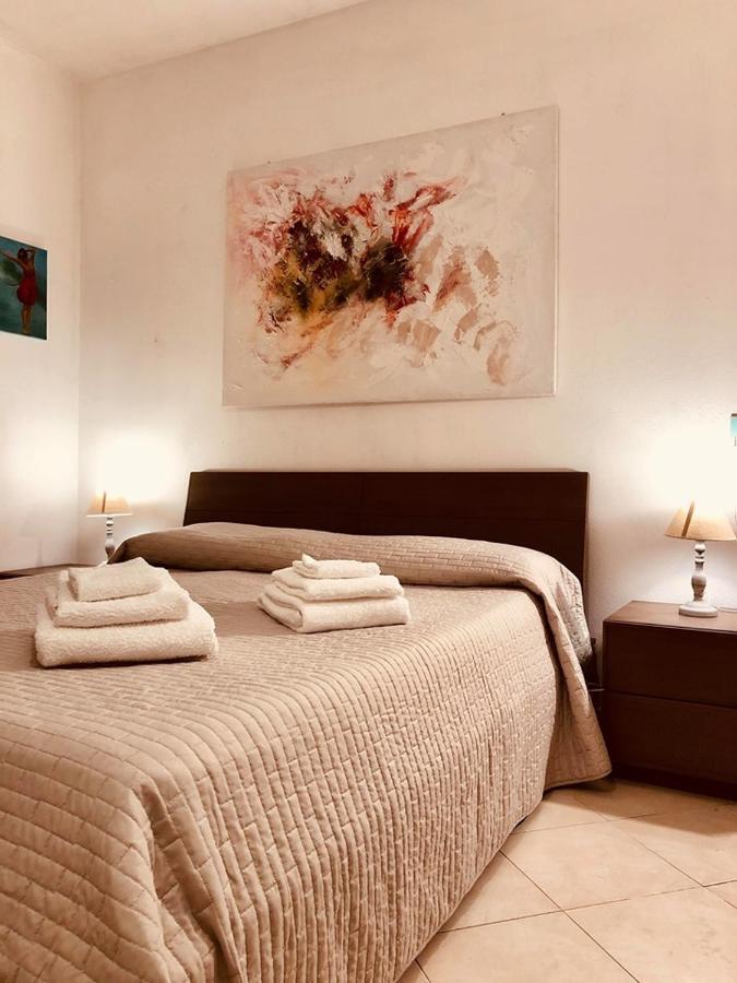 B&B Le Quattro Stagioni La Maddalena  Dış mekan fotoğraf