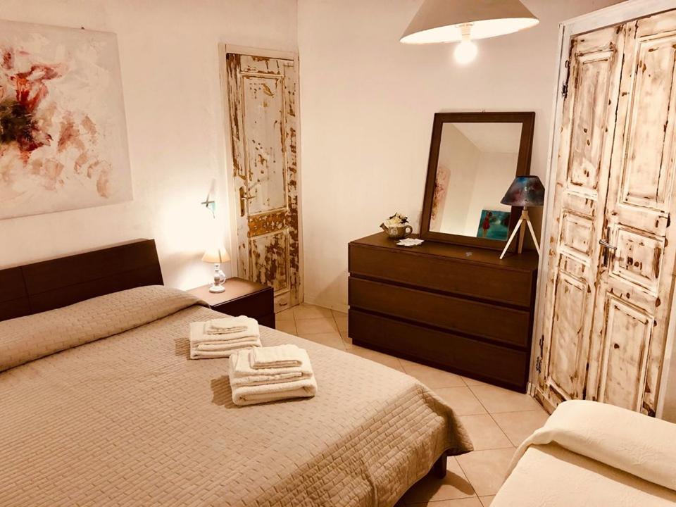 B&B Le Quattro Stagioni La Maddalena  Dış mekan fotoğraf